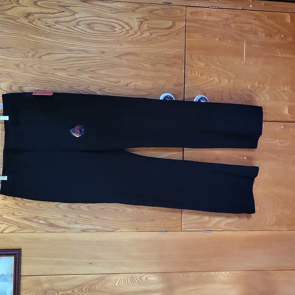 Gloria Vanderbilt black Trouser